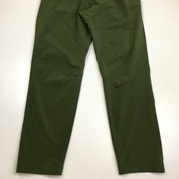 FABLETICS Green Zip Pockets Drawstring Waistband Tapered Leg Pant - Picture 15 of 15